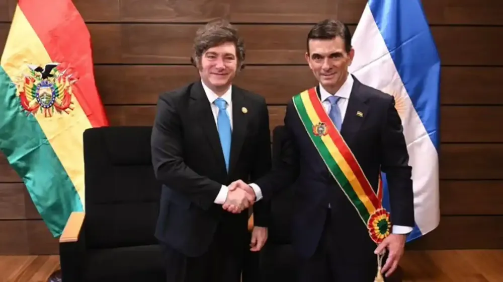 el-presidente-javier-milei-junto-al-presidente-de-bolivia-rodrigo-paz-pereira-foto-presidencia-FS4NLP77ZNHGBJUXBWQT2LVU2Q