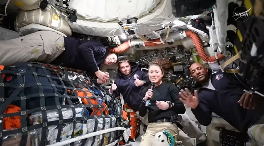 artemis-ii-crew-inside-orion-7 - NASA